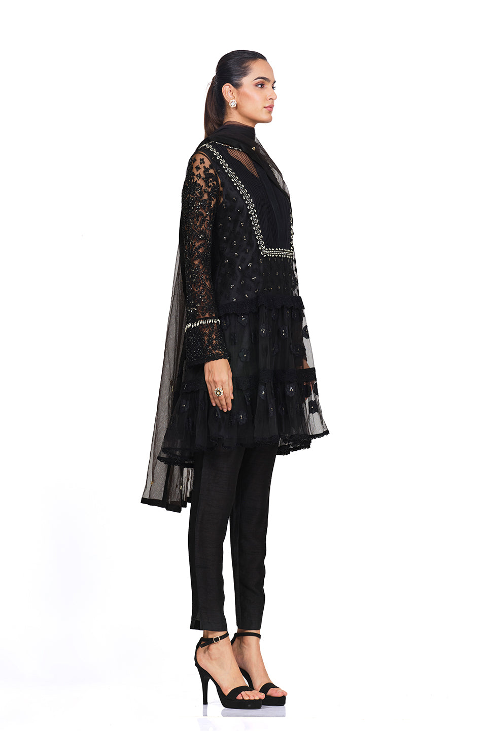 Detailed Threadwork tunic with floral applique
