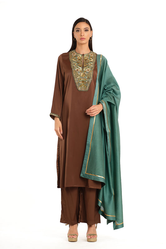 Embroidered tunic set