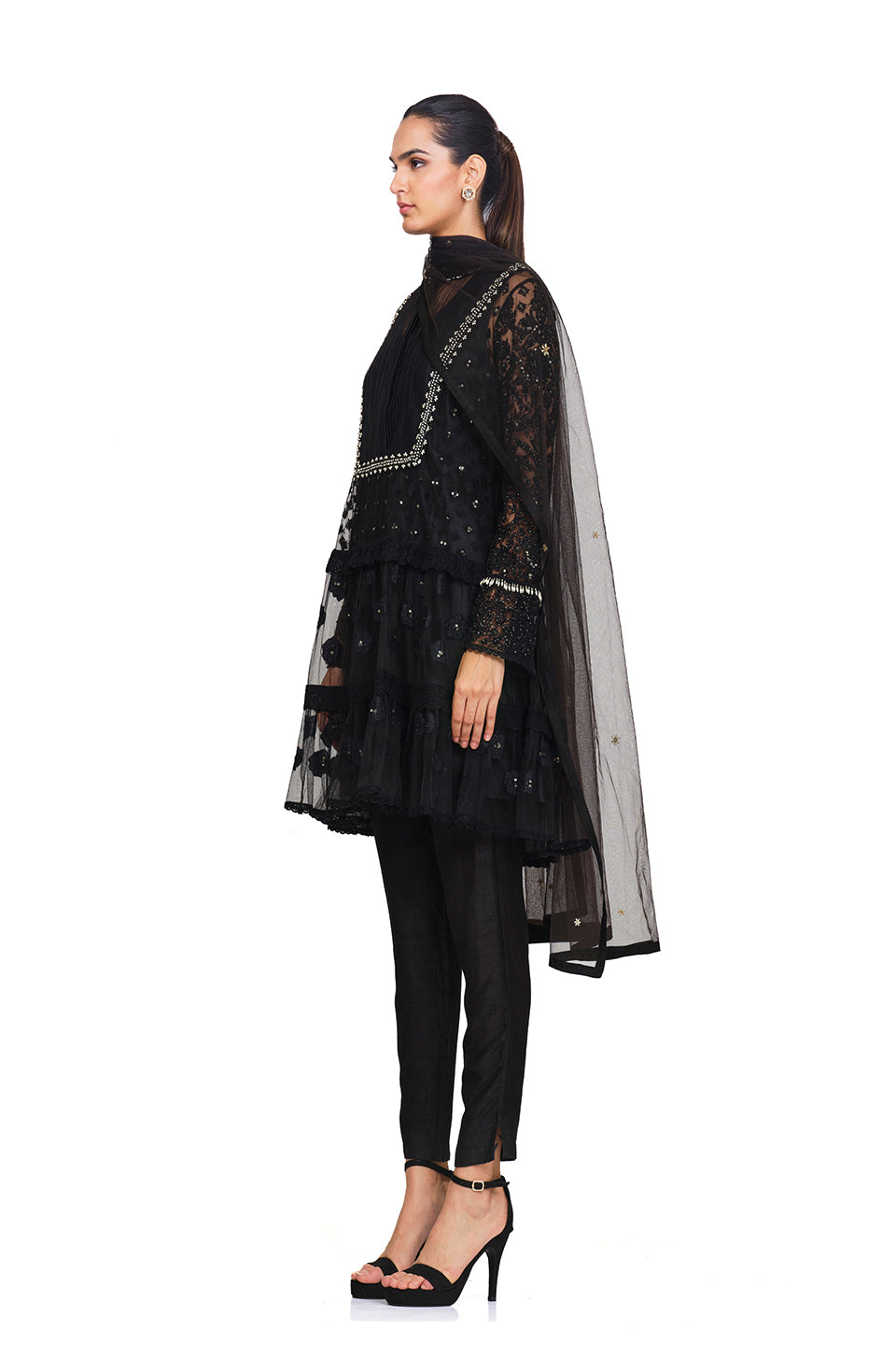 Detailed Threadwork tunic with floral applique