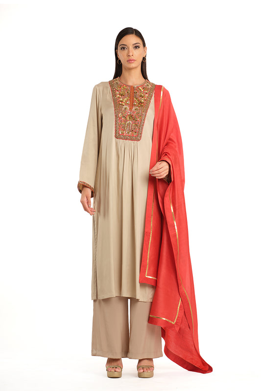 Pink embroidered tunic set