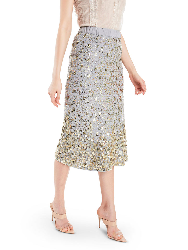 Hand Embroidered crepe silk skirt with an Ombre effect going from grey to gold. As we don’t want you to outshine ever- can you tell?